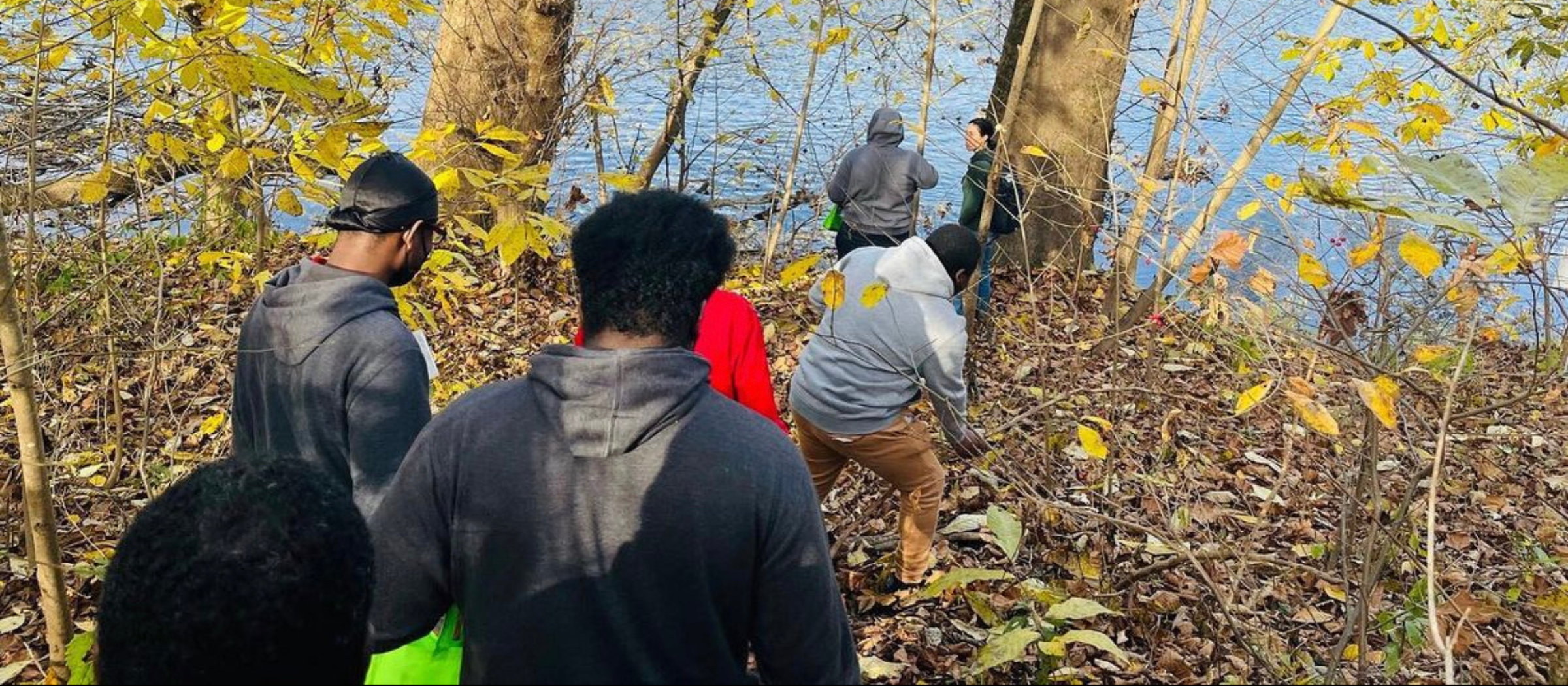 Anacostia High School Students headed to the Potomac River on Friday, November 4.